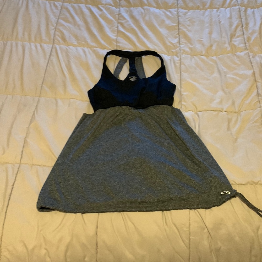 Athletic top